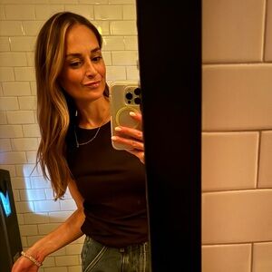 Meet your Posher, Jacqueline